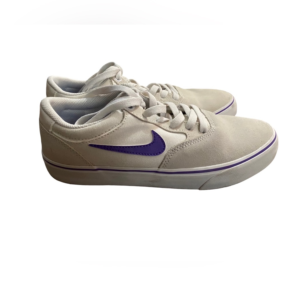 Nike SB Chron 2 Low Action Grape - DM3493-102 Mens Size 6.5
